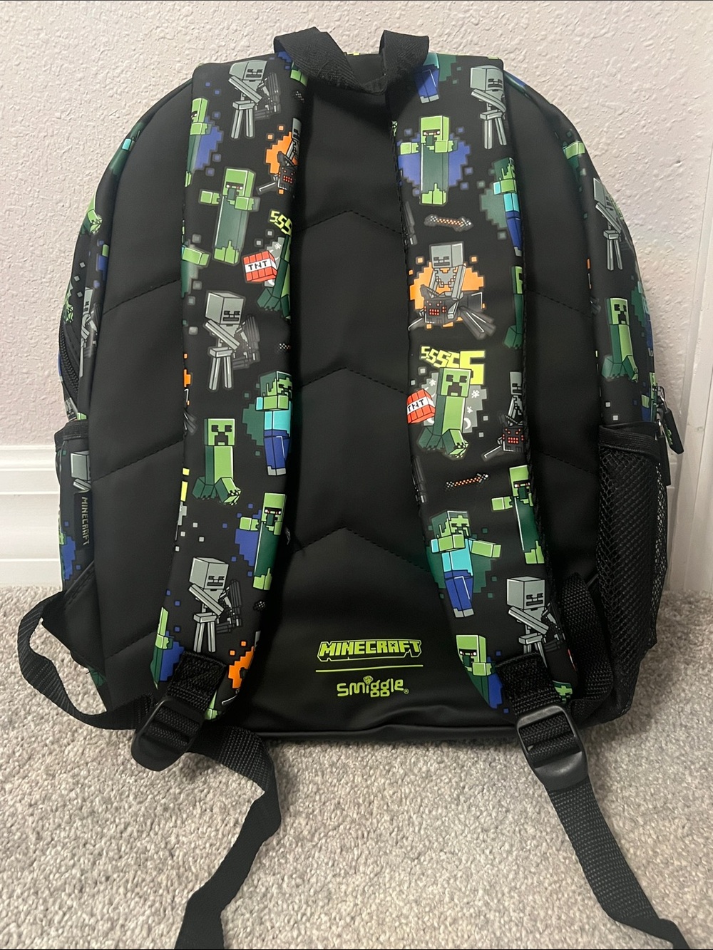 Minecraft Smiggle Classic Creeper Backpack - Neon Green & Black - Picture 5 of 17